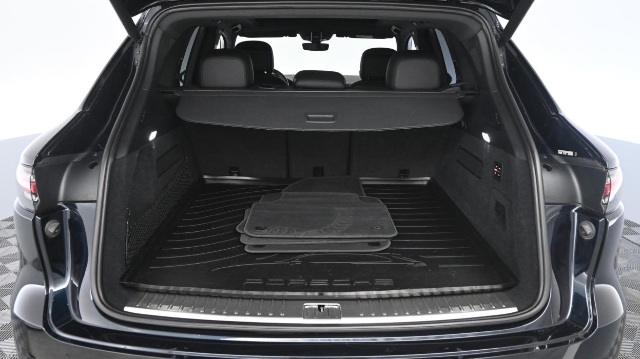 PORSCHE Cayenne 2019