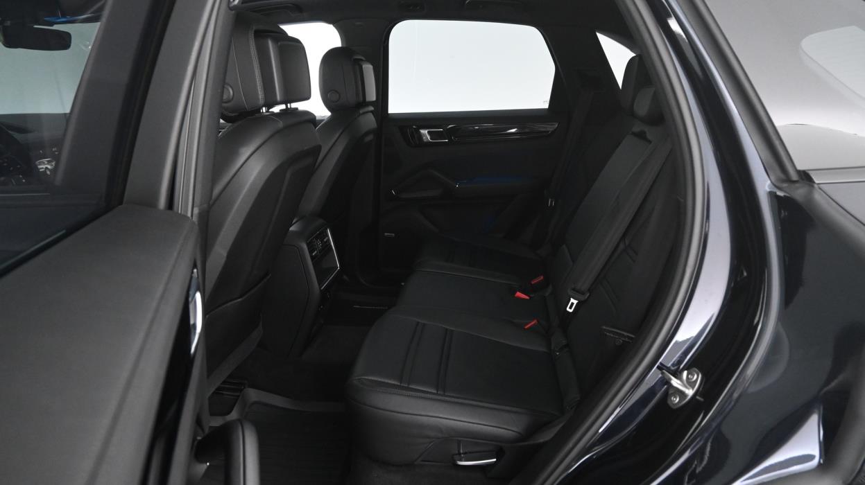 PORSCHE Cayenne 2019