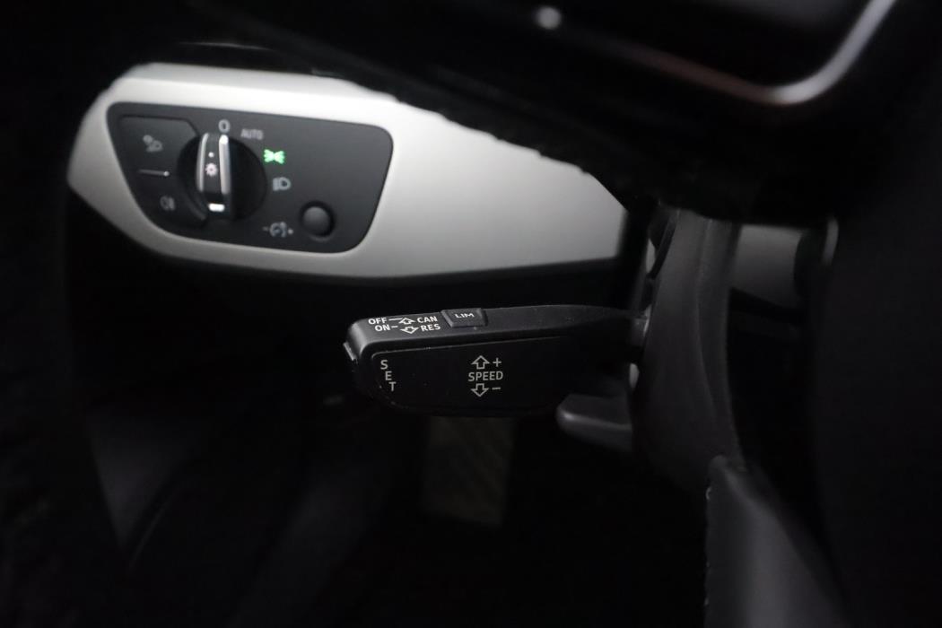 AUDI A4 2020