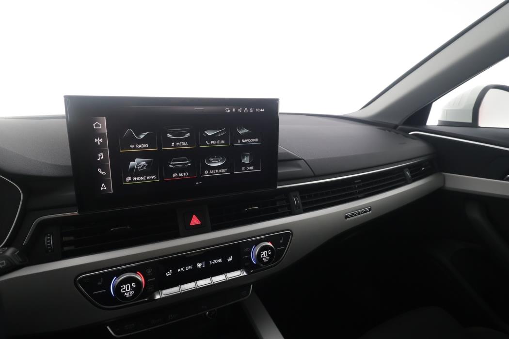 AUDI A4 2020