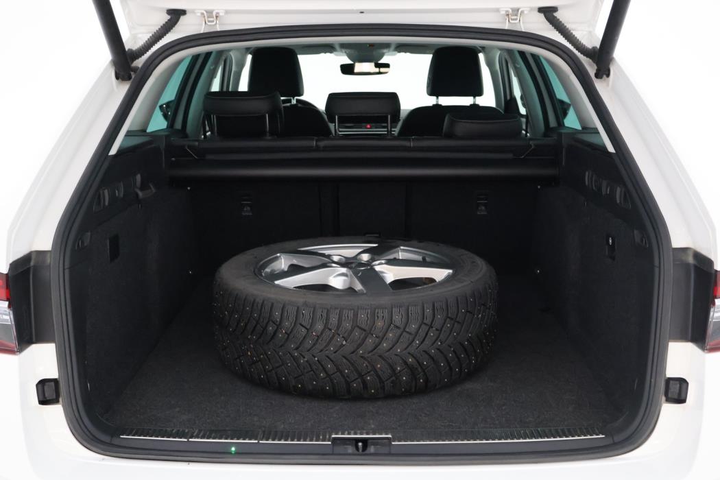 SKODA Superb 2020