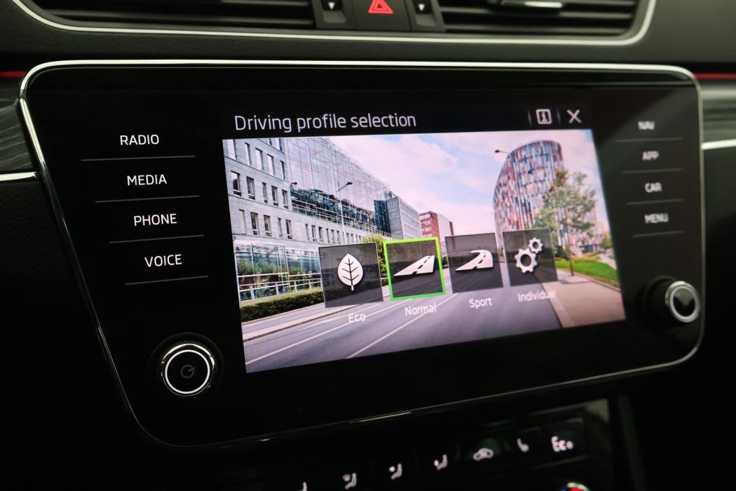 SKODA Superb 2020