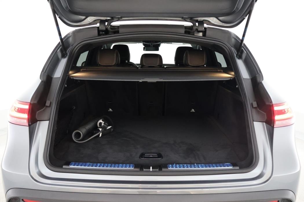 MERCEDES-BENZ EQC 2020