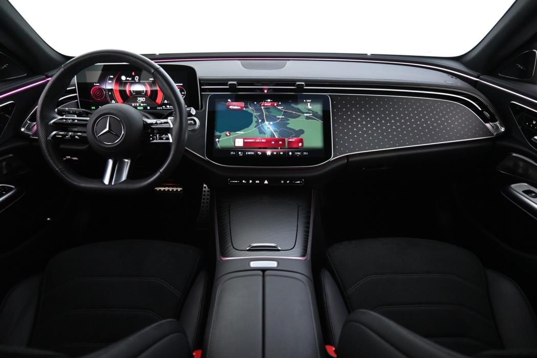 MERCEDES-BENZ E 2024