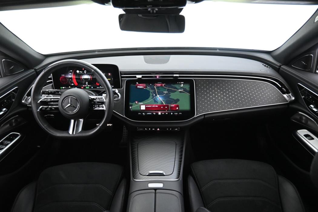 MERCEDES-BENZ E 2024