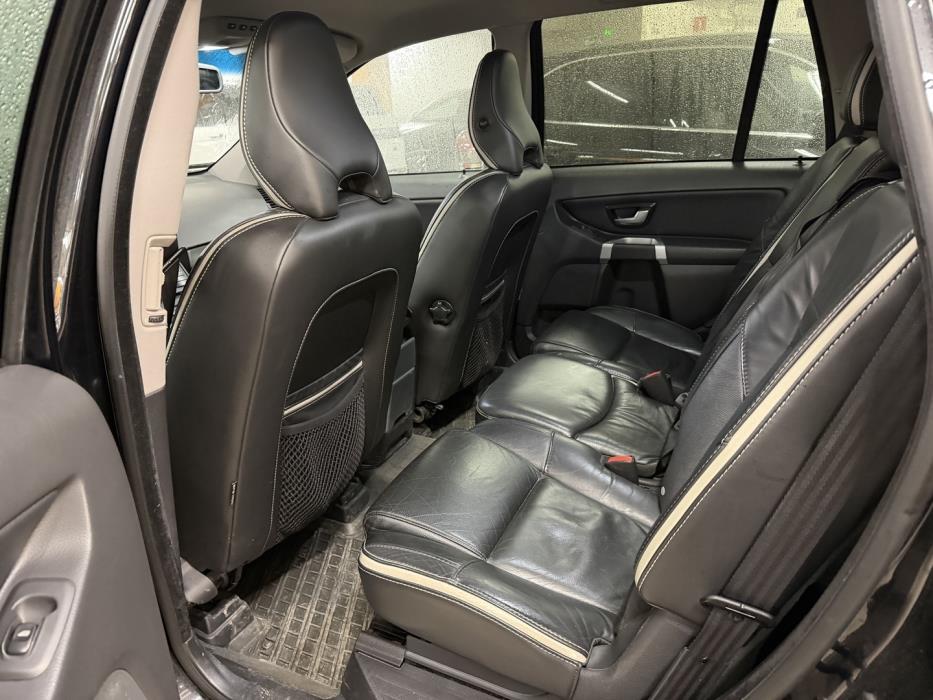 VOLVO XC90 2010