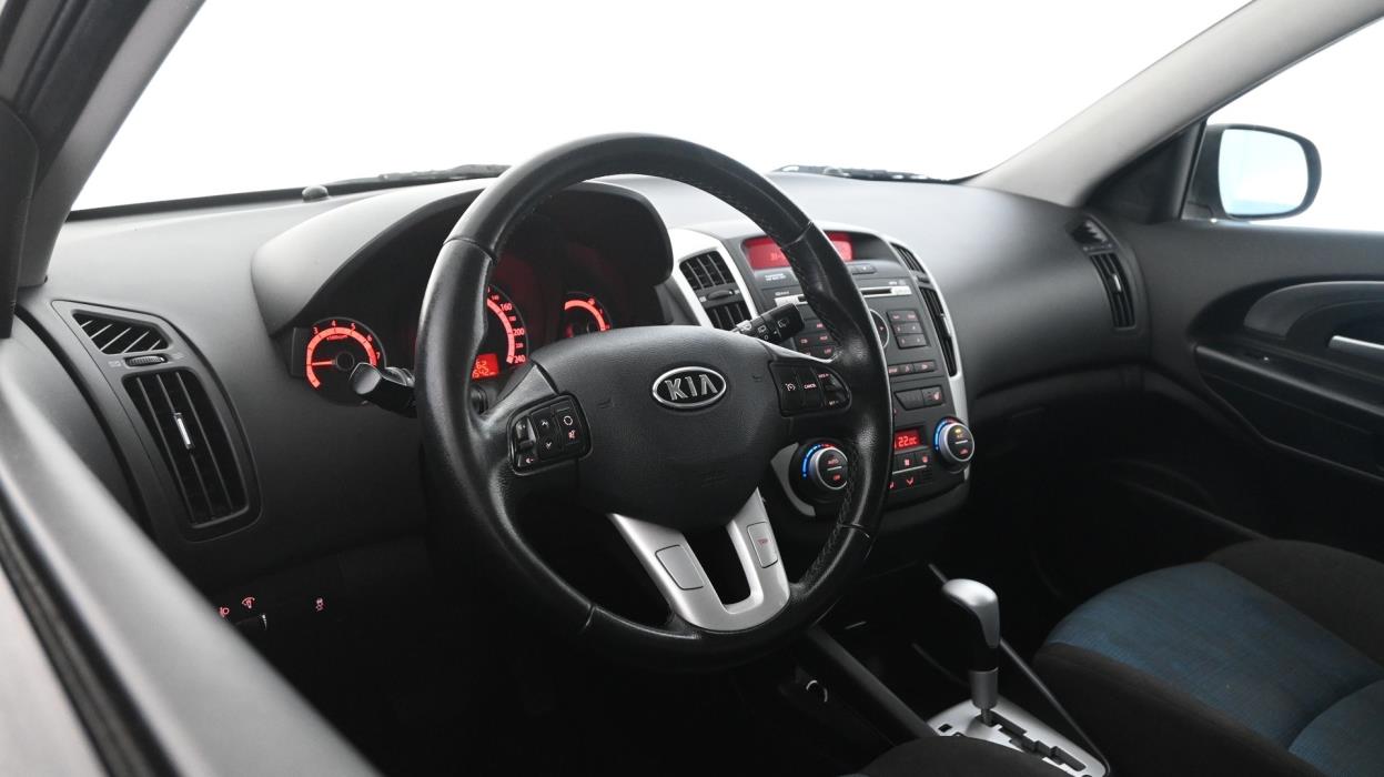 KIA cee'd 2011