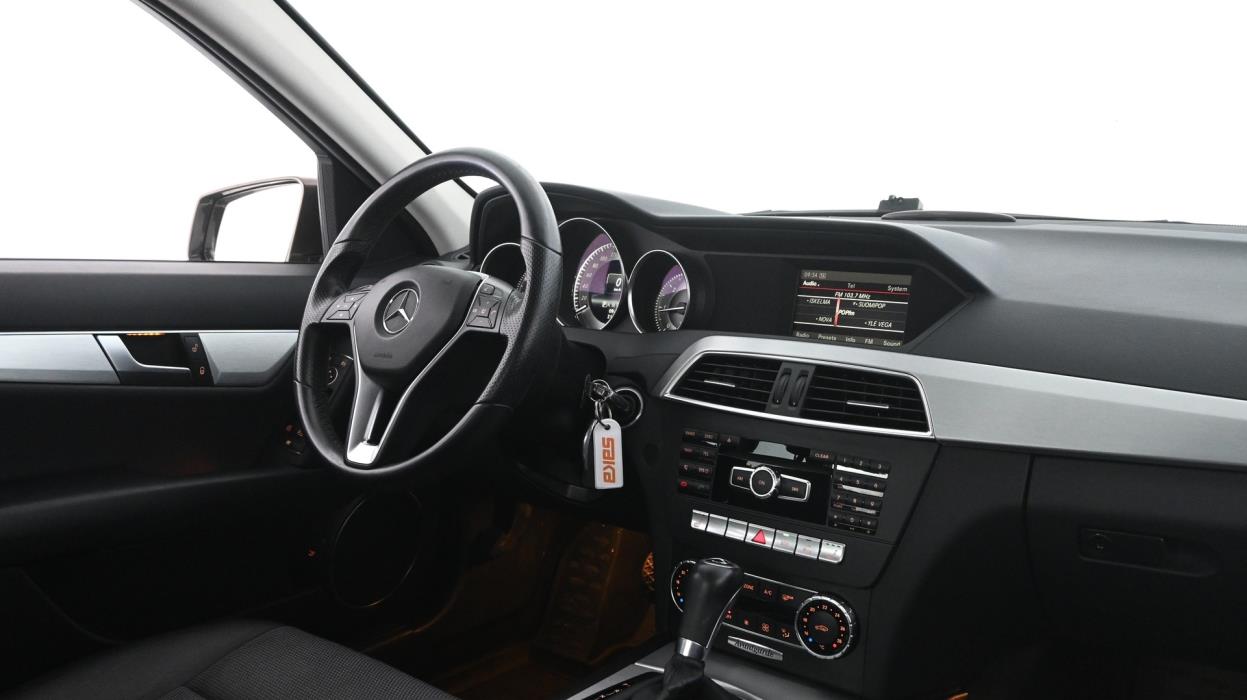 MERCEDES-BENZ C 2012