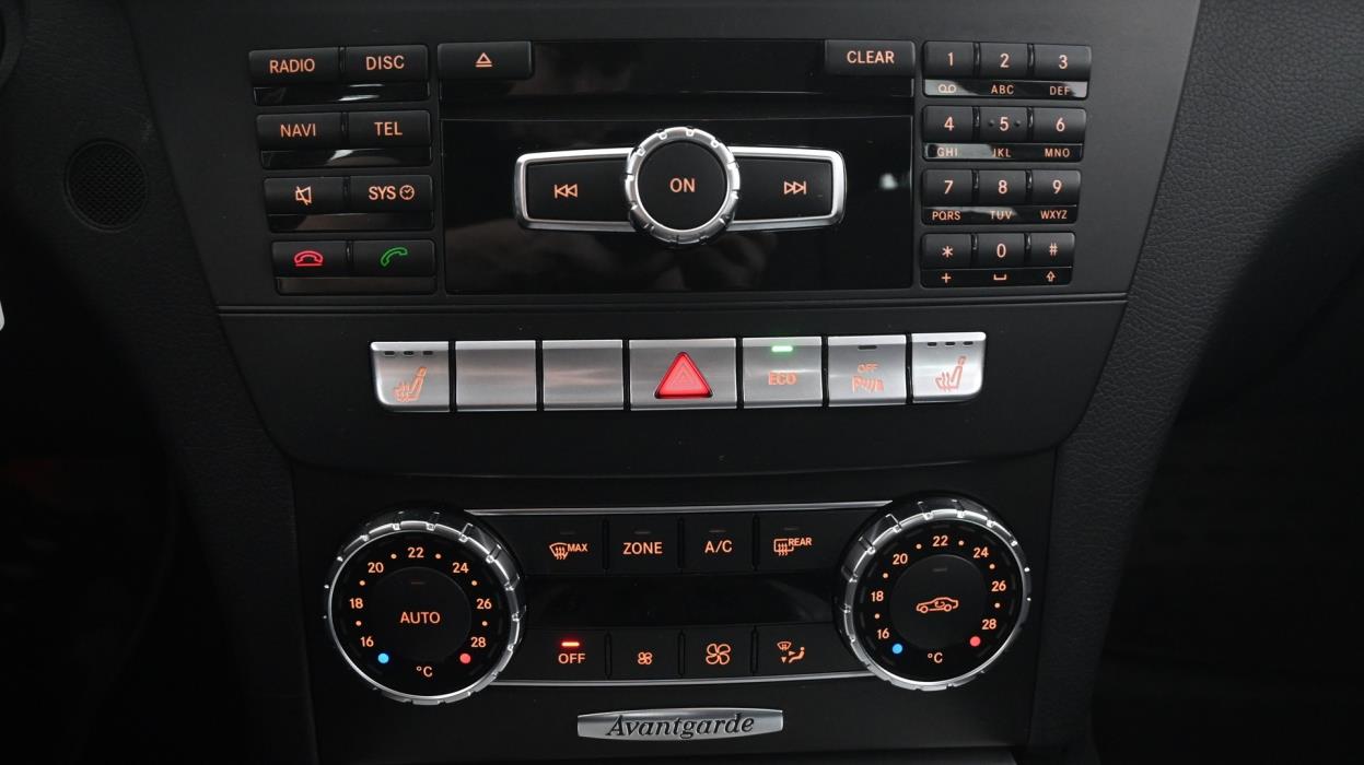 MERCEDES-BENZ C 2012