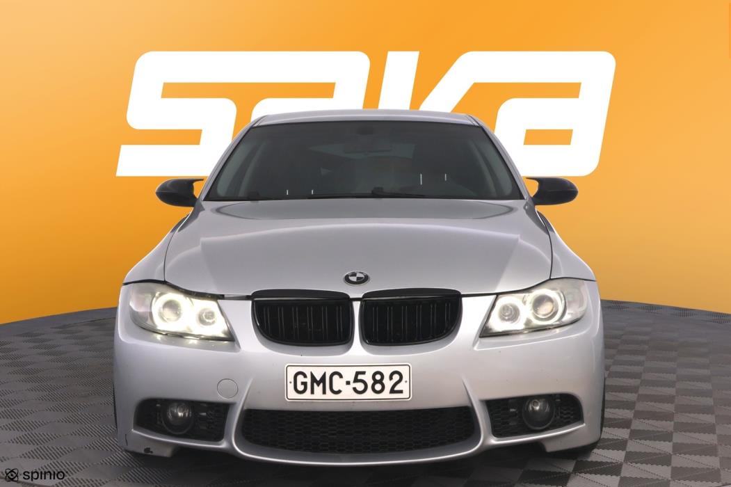 BMW 325 2005