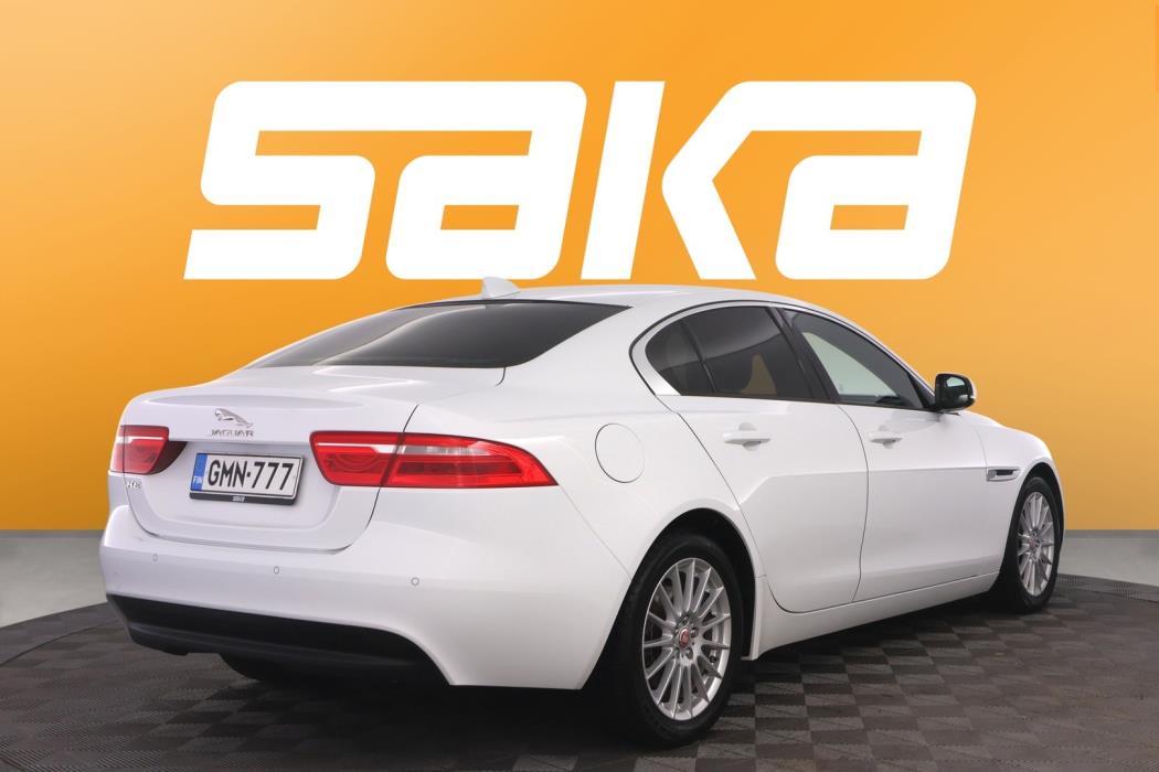 JAGUAR XE 2017