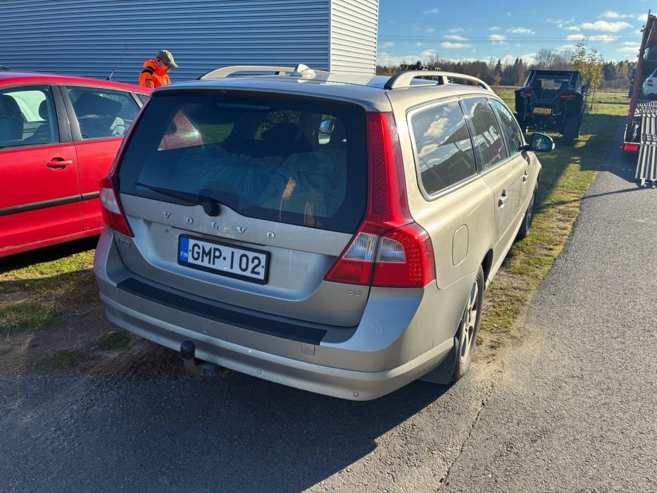 VOLVO V70 2008