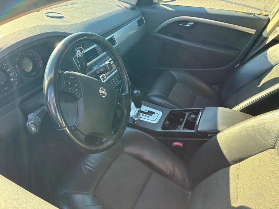 VOLVO V70 2008