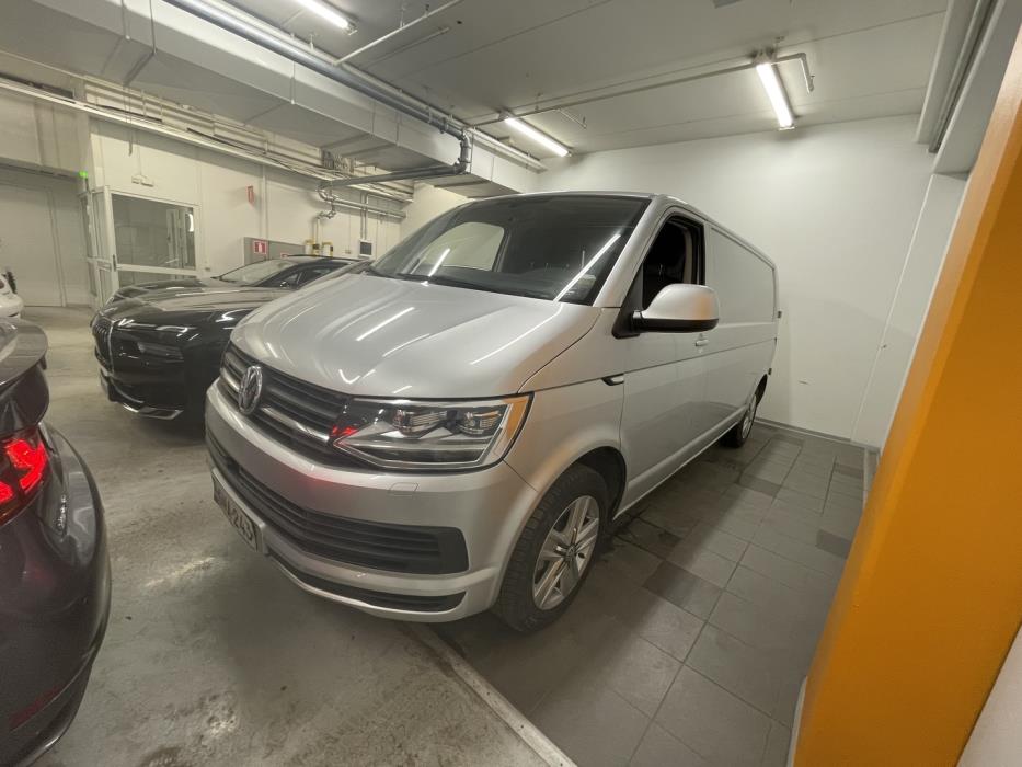 VOLKSWAGEN Transporter 2018