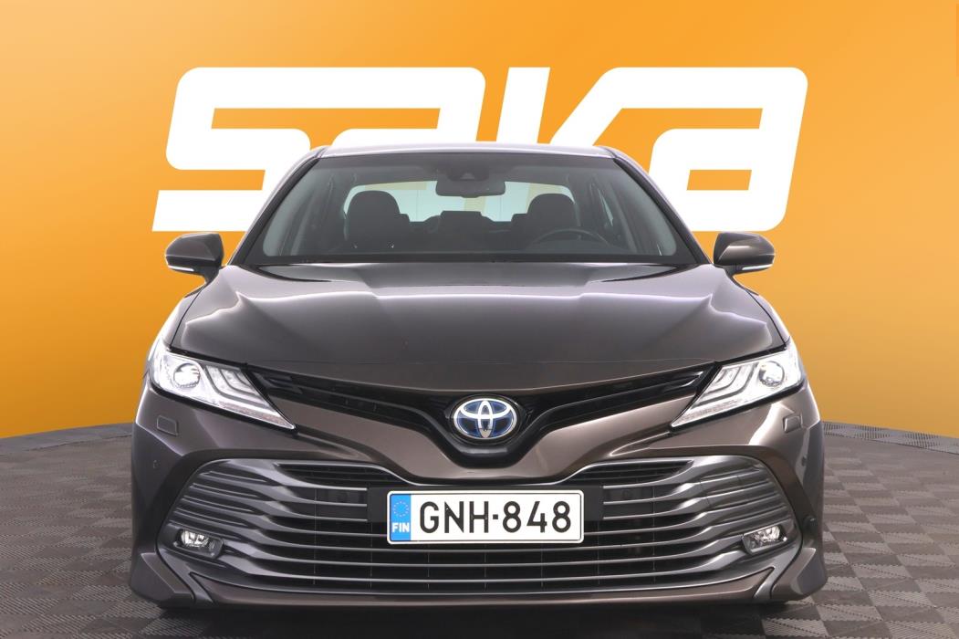 TOYOTA Camry 2019