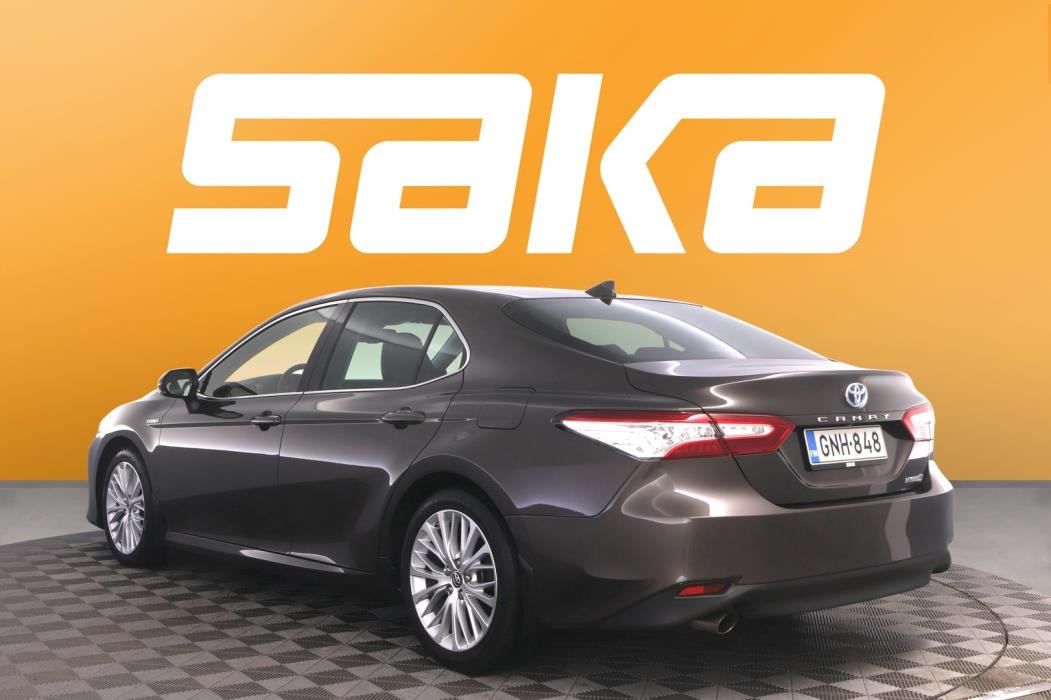 TOYOTA Camry 2019