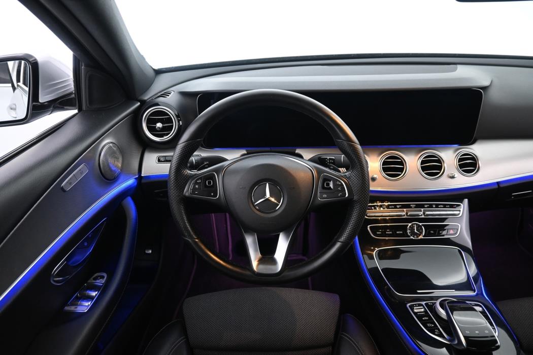 MERCEDES-BENZ E 2016
