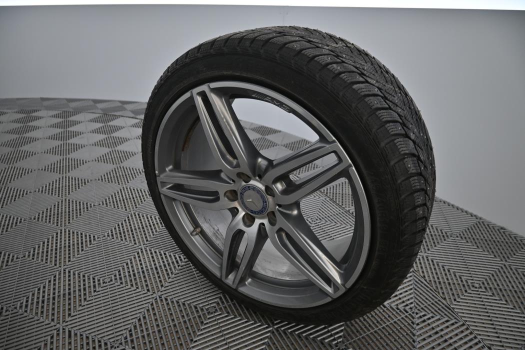 MERCEDES-BENZ E 2016