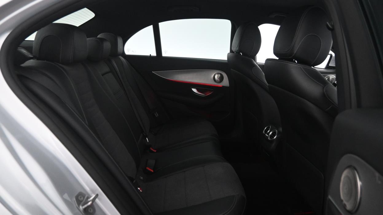 MERCEDES-BENZ E 2016