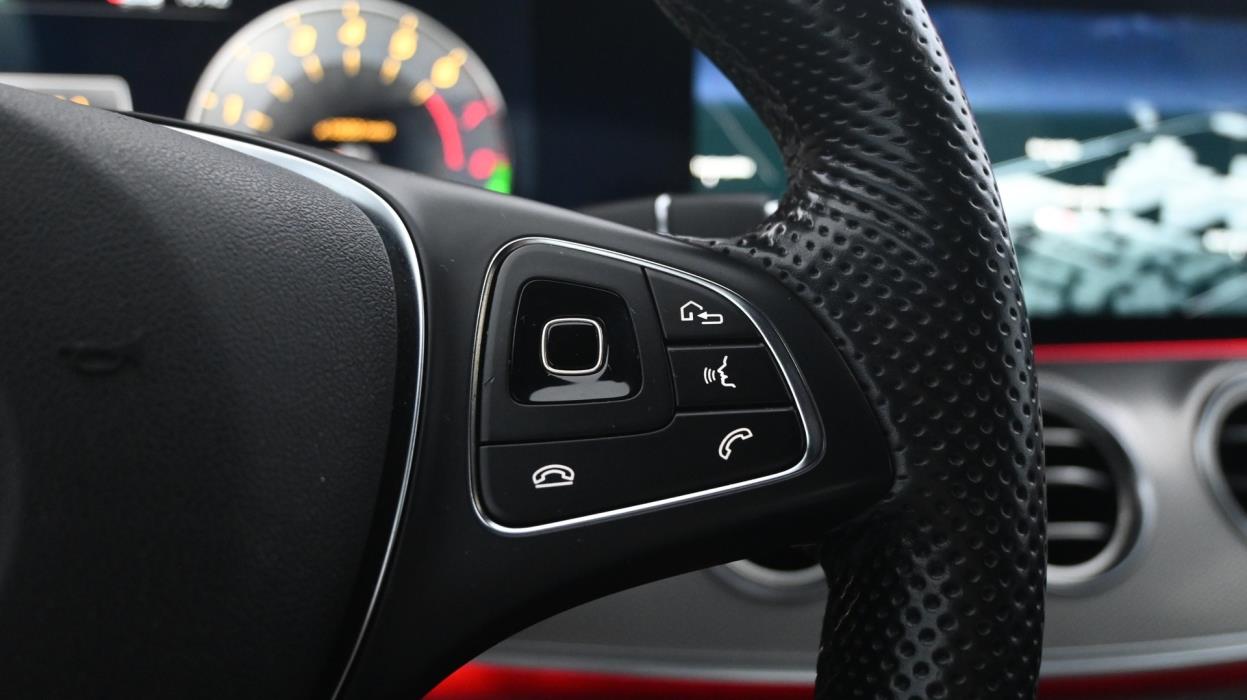 MERCEDES-BENZ E 2016