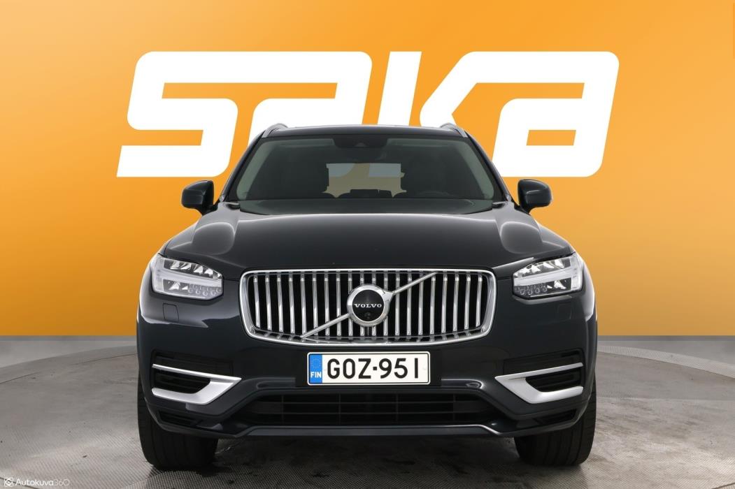 VOLVO XC90 2021