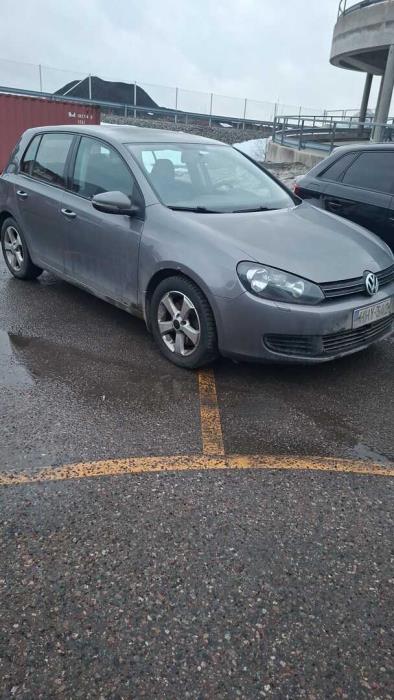 VOLKSWAGEN Golf 2009