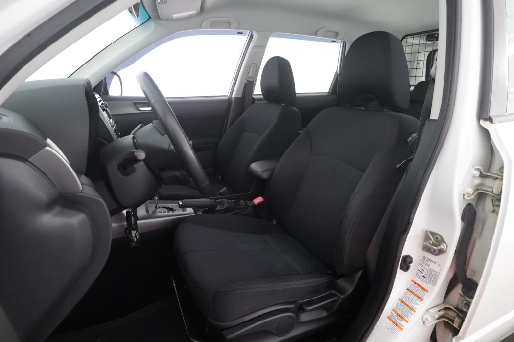 SUBARU Forester 2011