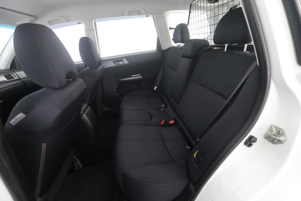 SUBARU Forester 2011