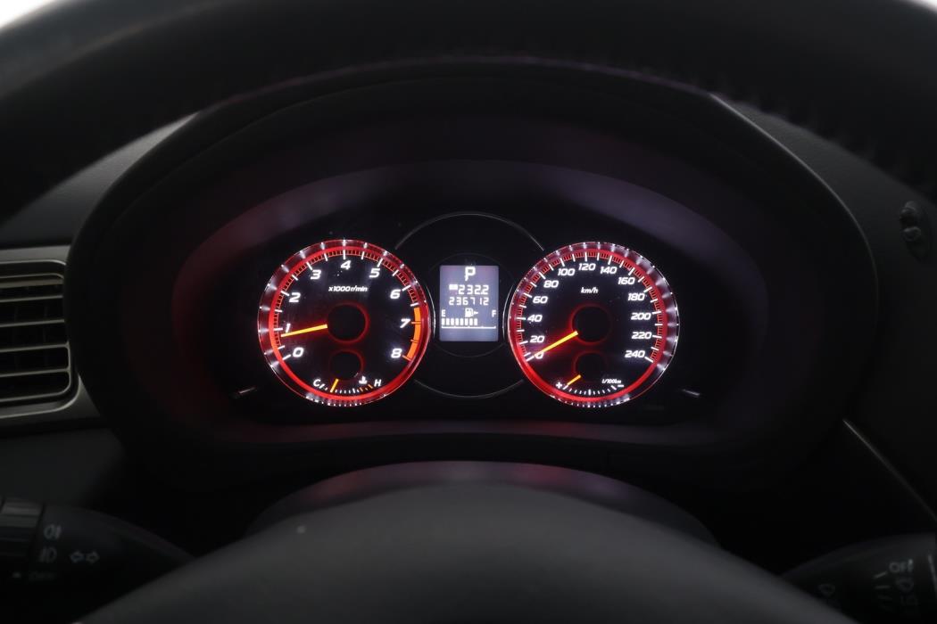 SUBARU Forester 2011