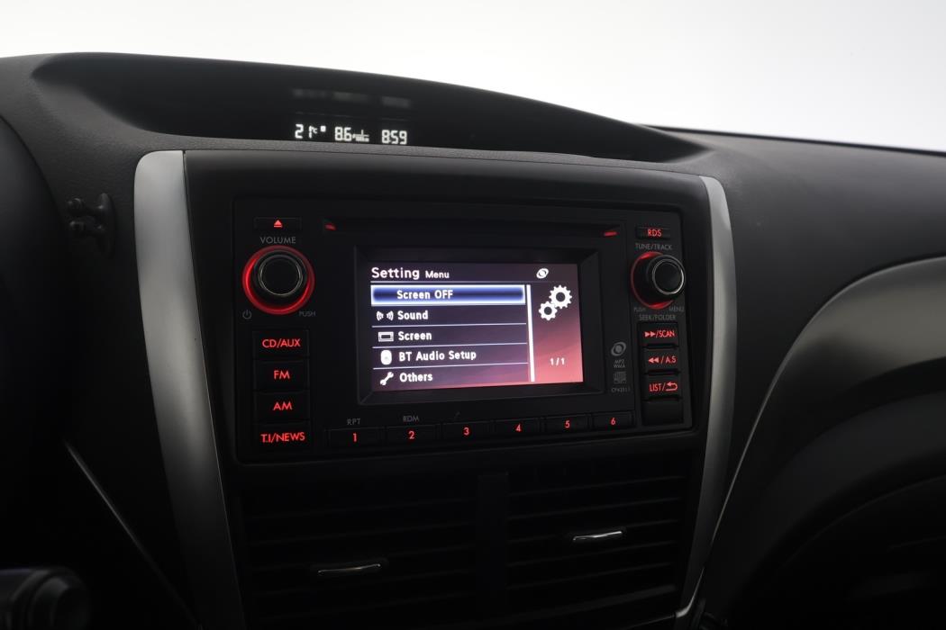 SUBARU Forester 2011