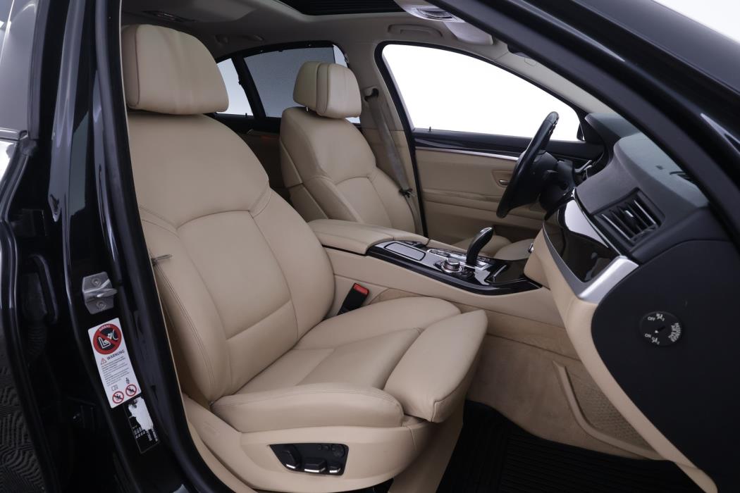 BMW 530 2012