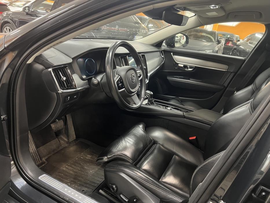 VOLVO V90 Cross Country 2019