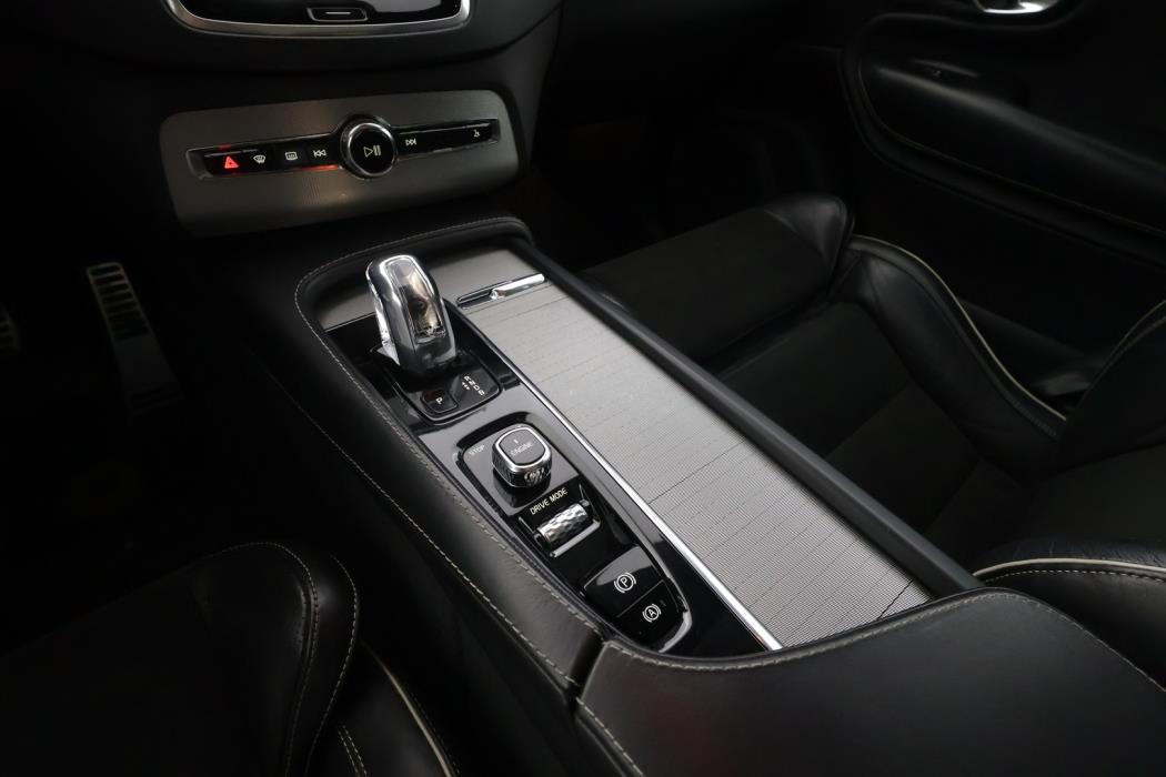 VOLVO XC90 2017
