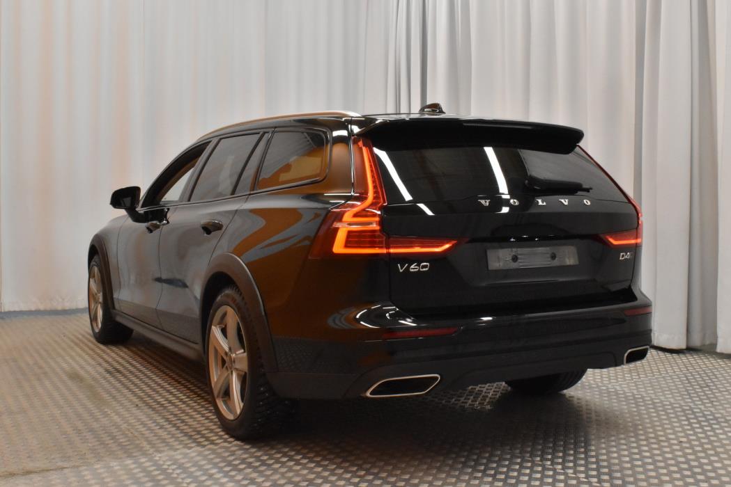 VOLVO V60 Cross Country 2020