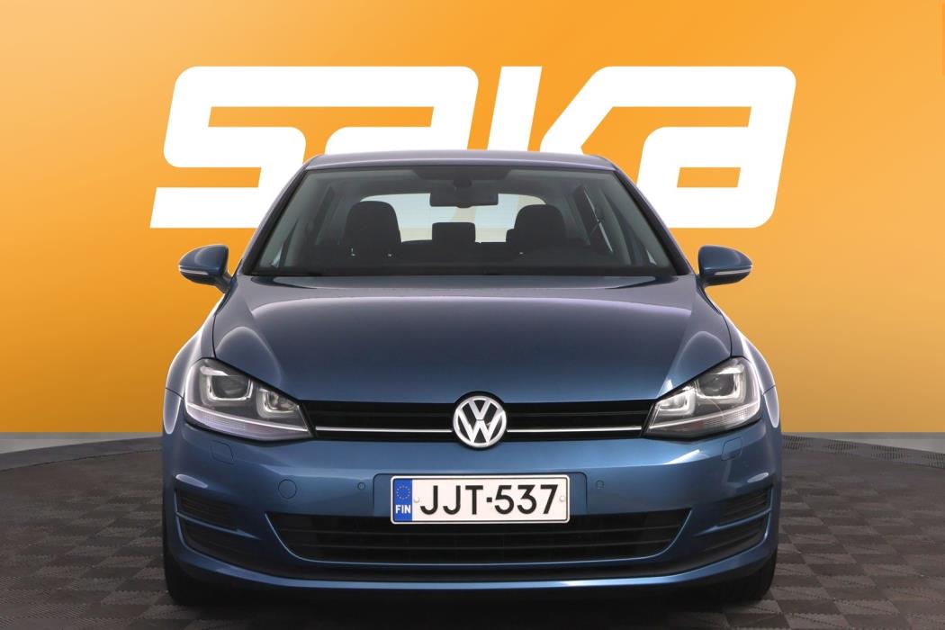 VOLKSWAGEN Golf 2015