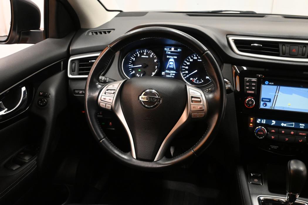 NISSAN Qashqai 2017