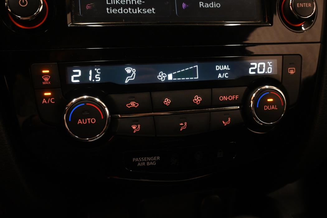 NISSAN Qashqai 2017