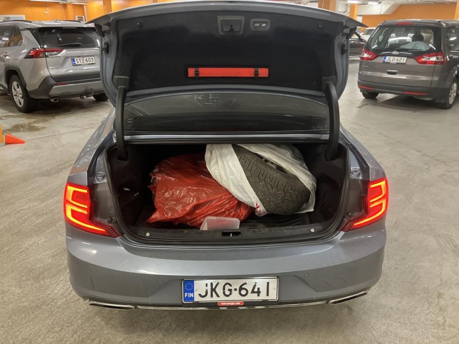 VOLVO S90 2017
