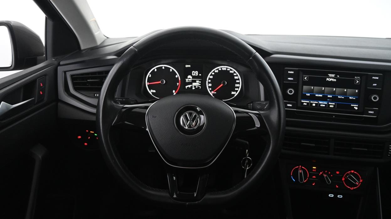 VOLKSWAGEN Polo 2020