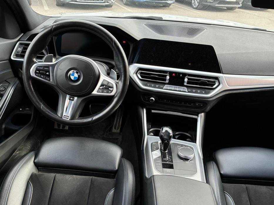 BMW 330 2020