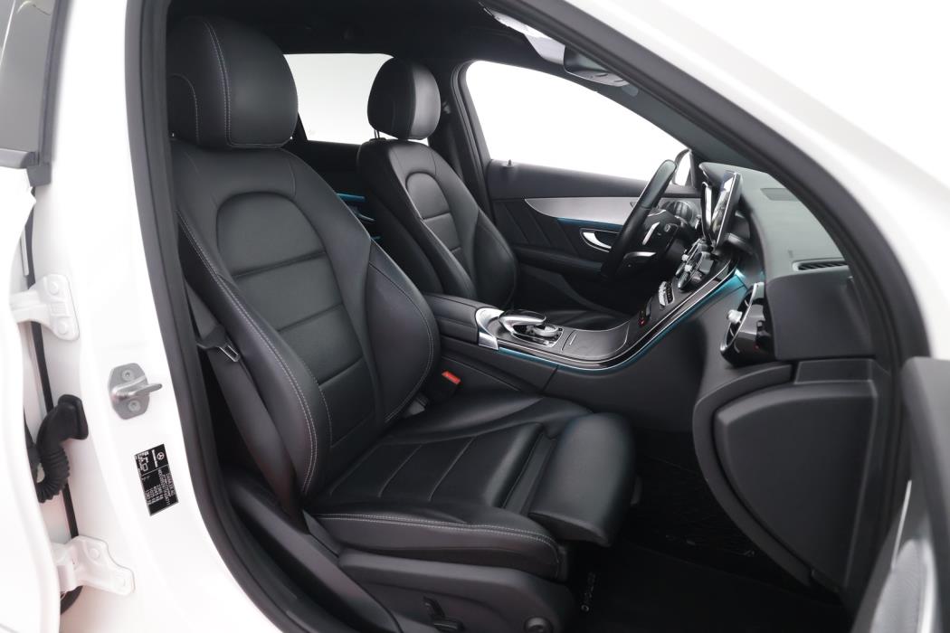 MERCEDES-BENZ C 2017