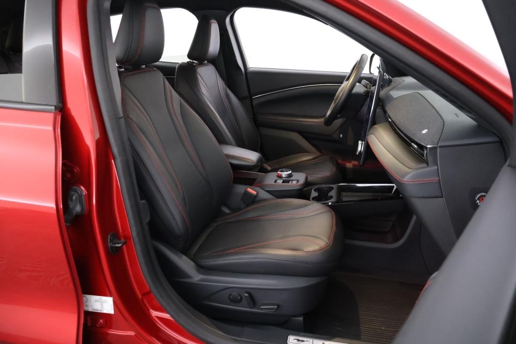 FORD Mustang Mach-E 2021
