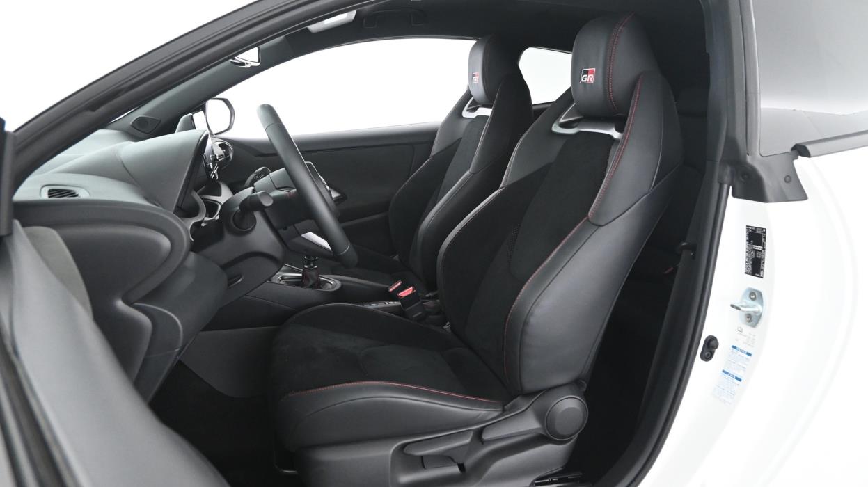 TOYOTA GR Yaris 2024