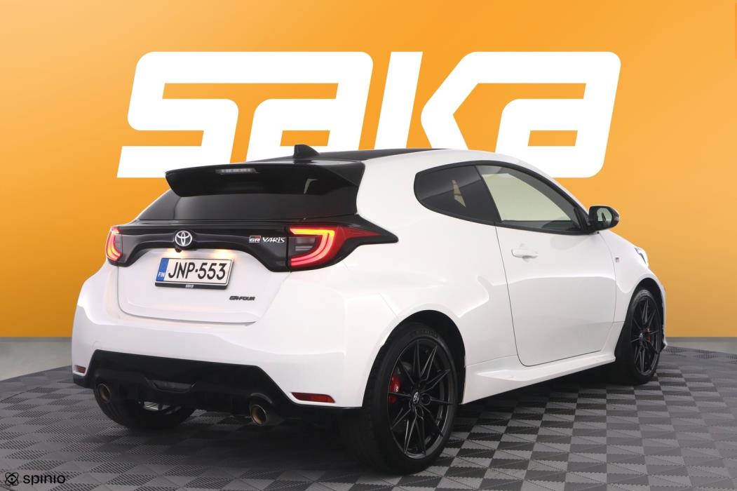 TOYOTA GR Yaris 2024