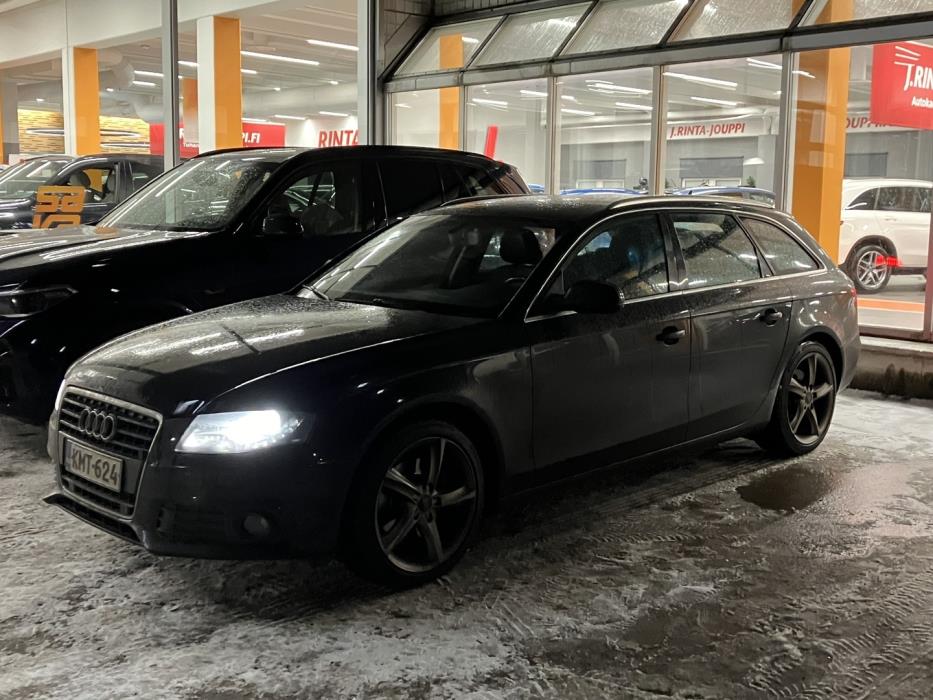 AUDI A4 2010