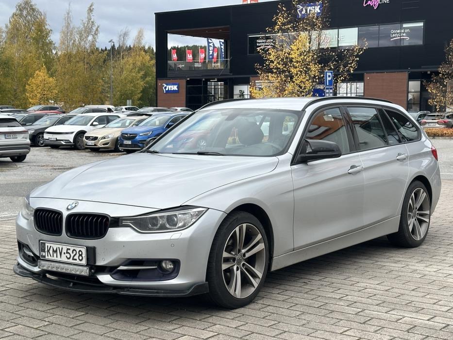 BMW 320 2015