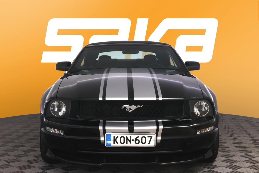 FORD Mustang 2006