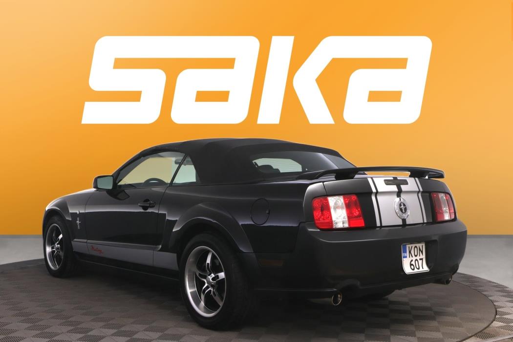 FORD Mustang 2006