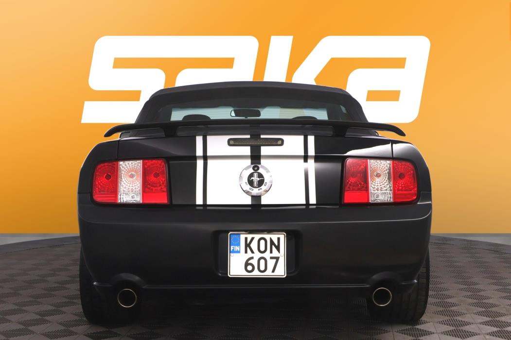 FORD Mustang 2006