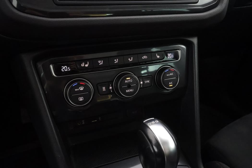 VOLKSWAGEN Tiguan 2017